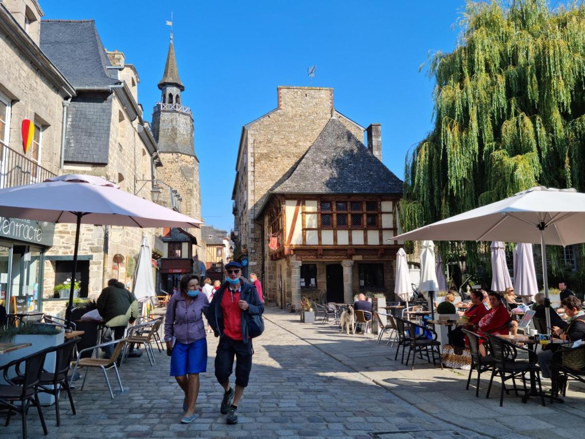 Ker Brunat Centre Historique Idealement Situe Cosy Calme Grand Appartement Dinan Exterior foto